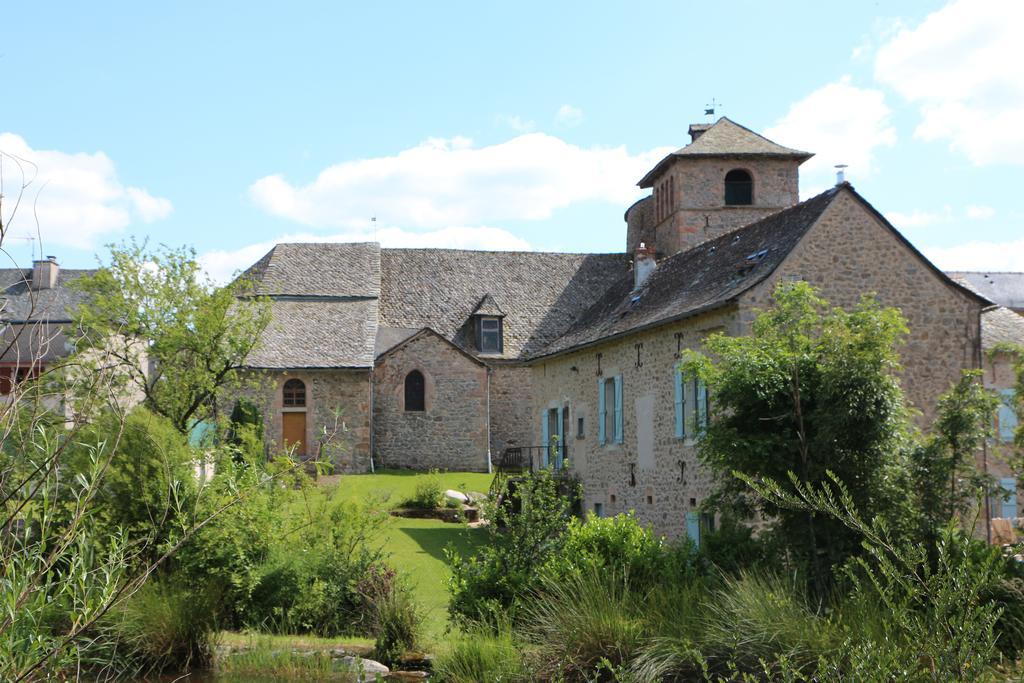 Chambres D'Hotes Du Presbytere La Bastide-l'Eveque Kültér fotó