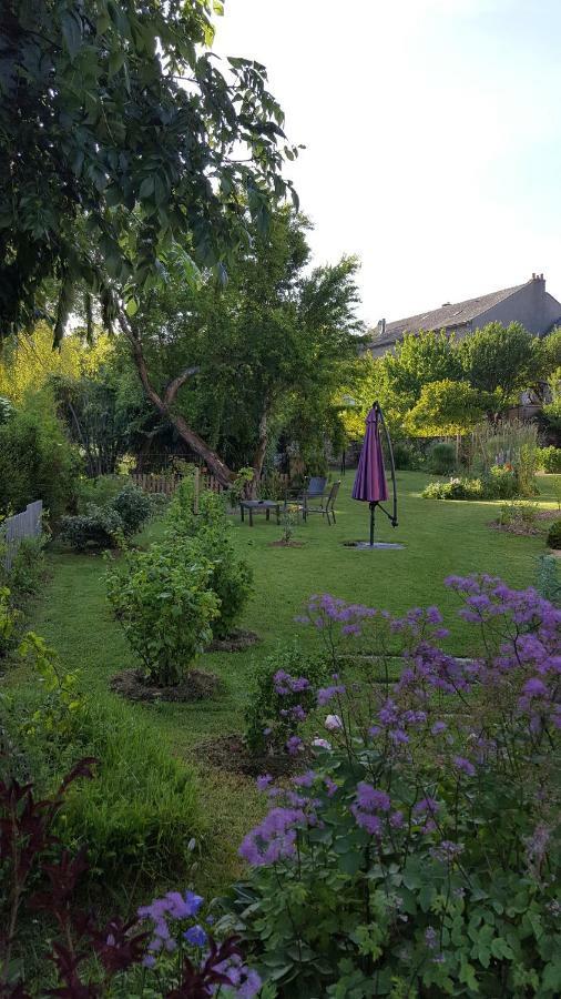 Chambres D'Hotes Du Presbytere La Bastide-l'Eveque Kültér fotó
