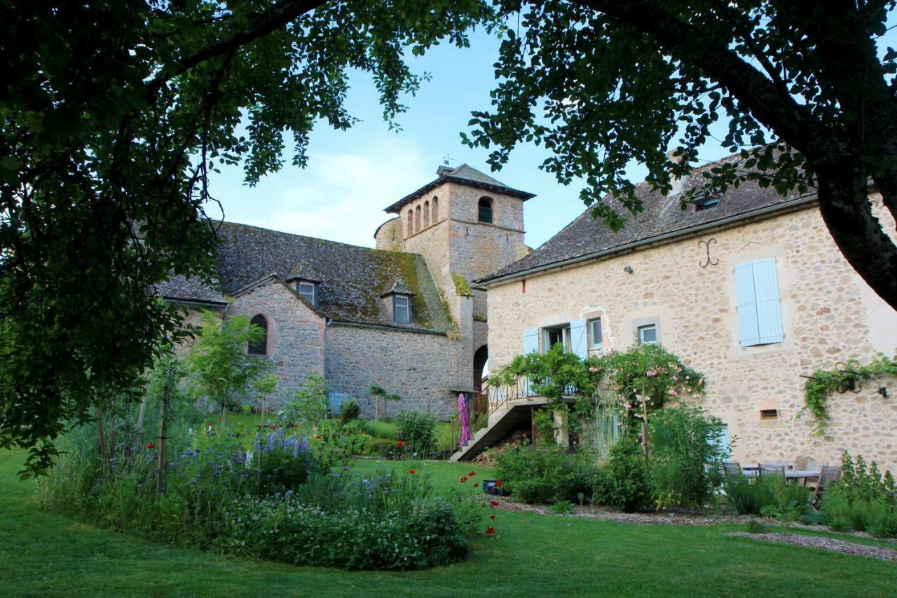 Chambres D'Hotes Du Presbytere La Bastide-l'Eveque Kültér fotó